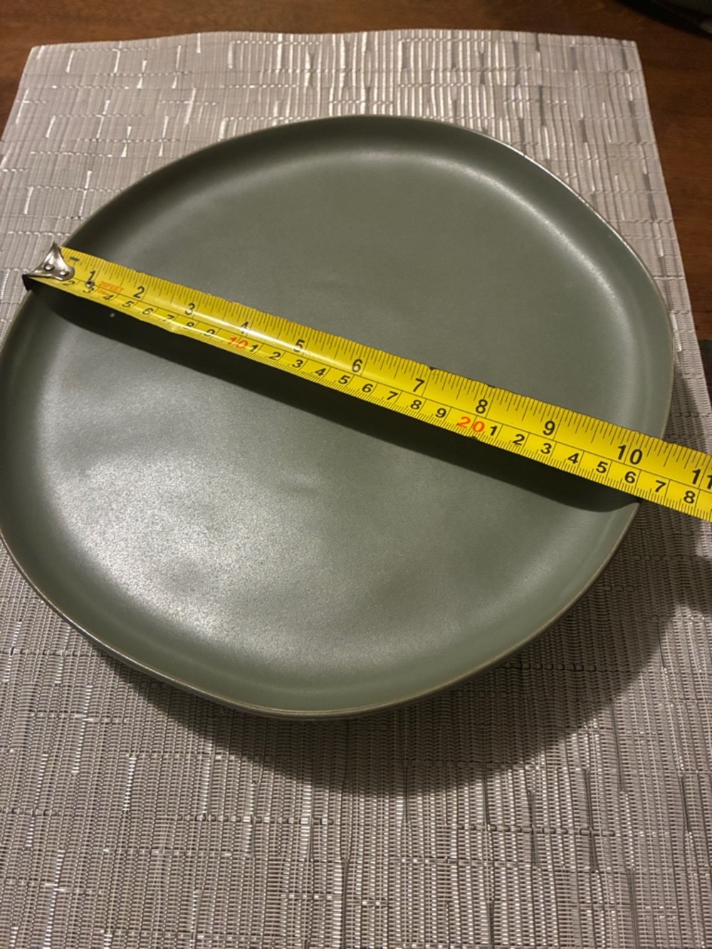 Set of 2 stoneware Hearth & Hand green dinner plates / dishes - Picture 8 of 8